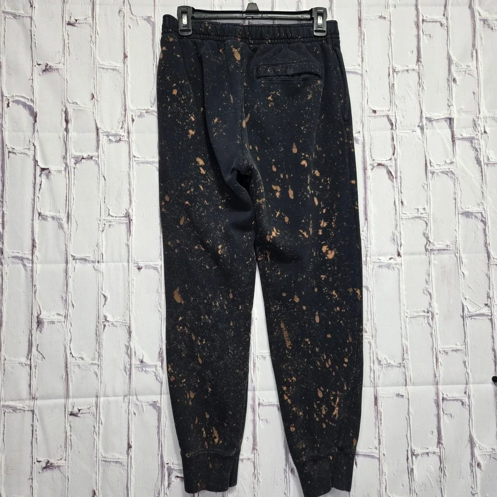 Nike sportswear club